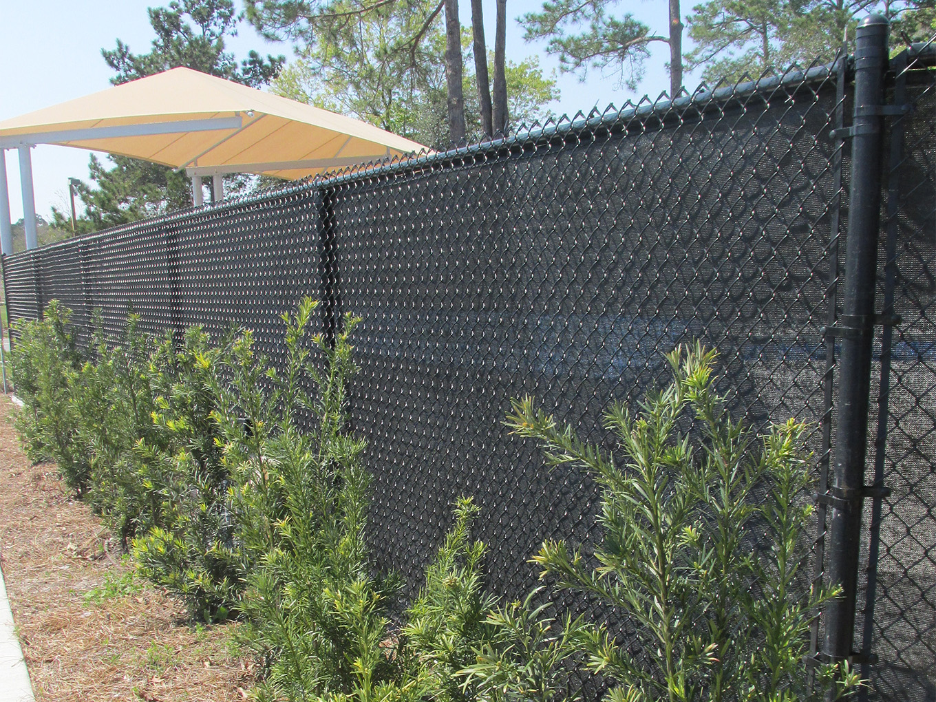 Savannah Georgia Commercial Black Chain Link Fence with Windscreen Contractor