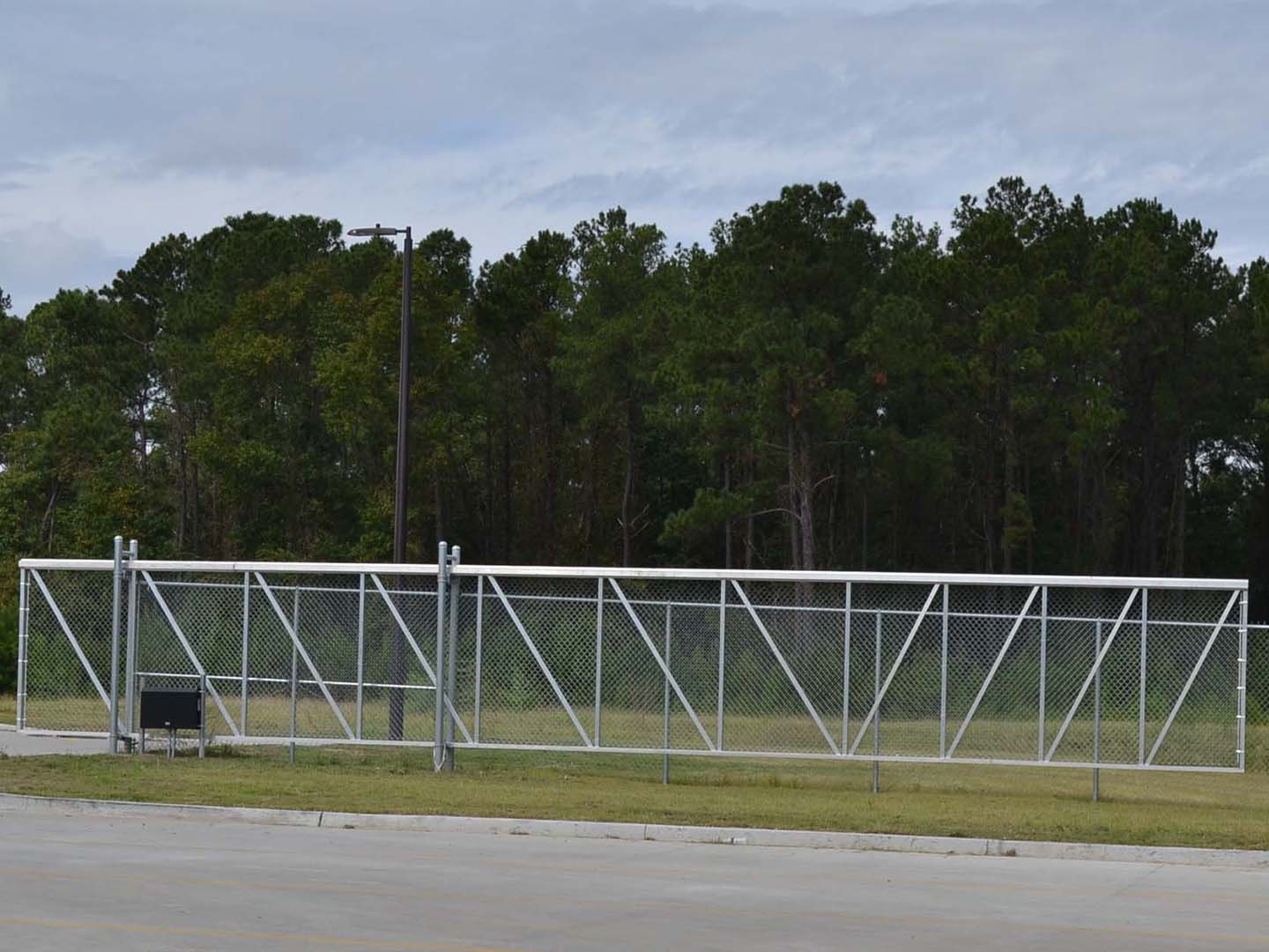 Chatham County Georgia commercial chain link gate installation contractor